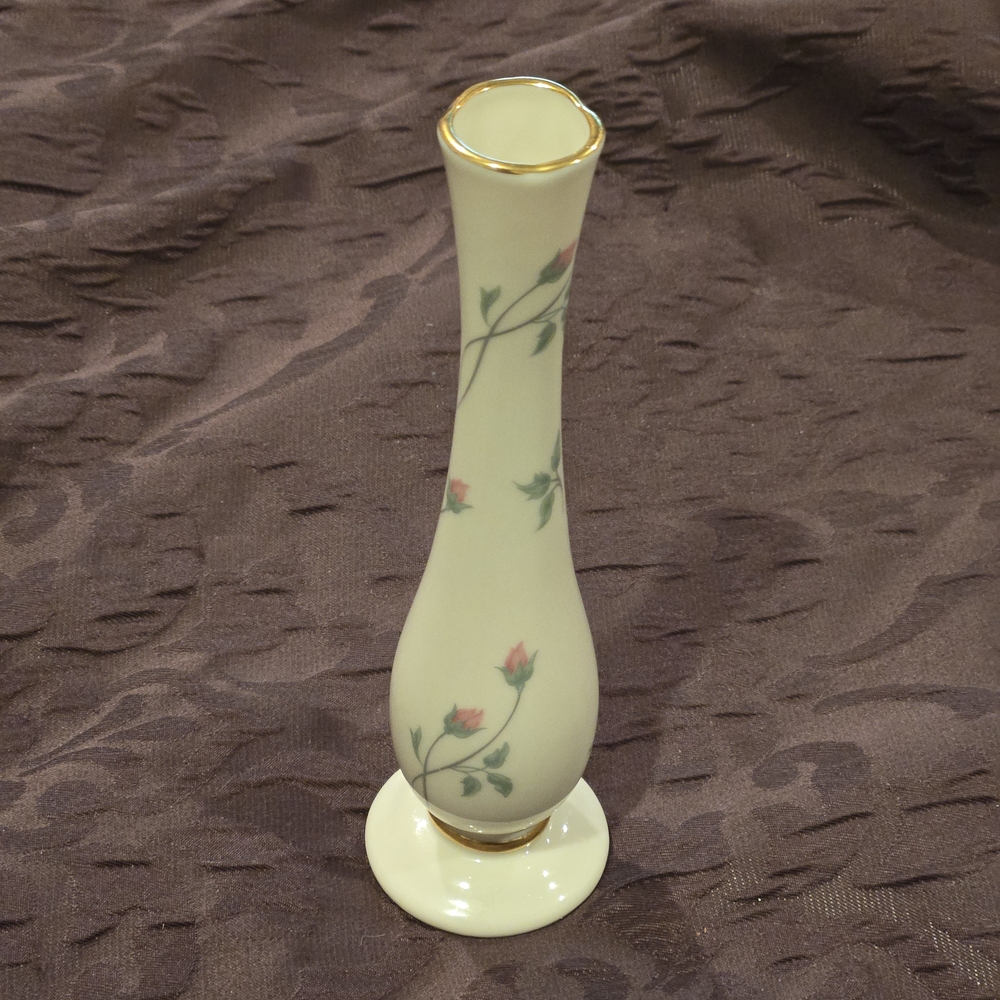 Lenox Rose Manor Bud Vase Vintage, Pre-owned, 7 1/4" x 2"